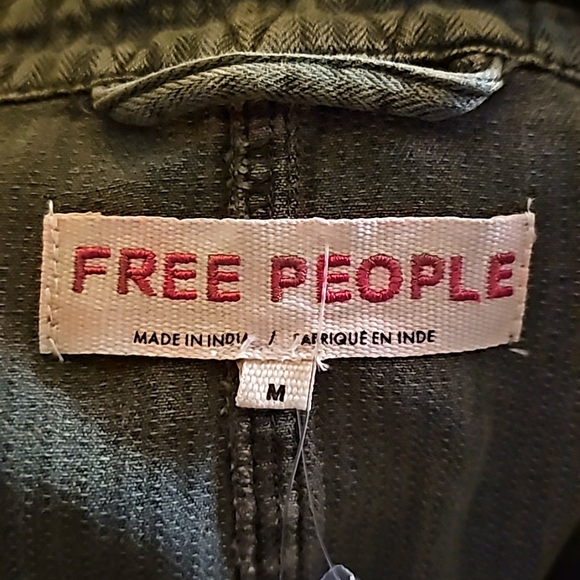 NWT Free People Harlow Blazer ~ Olive ~ Medium ~ 20" P2P - Picture 7 of 7